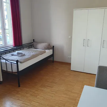 Apartmenthouse Apartment *